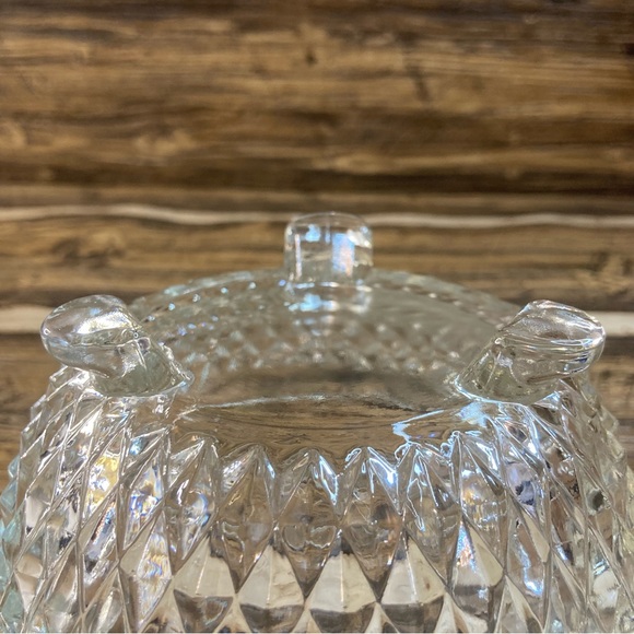 Vintage Indiana glass footed bowl Diamond Point pattern - Picture 6 of 9